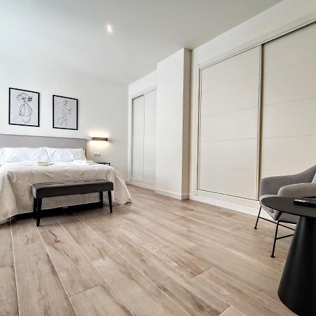 Apartament Edificio Duque Malaga Zewnętrze zdjęcie