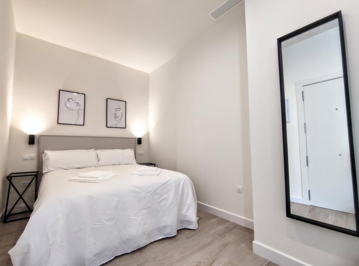 Apartament Edificio Duque Malaga Zewnętrze zdjęcie