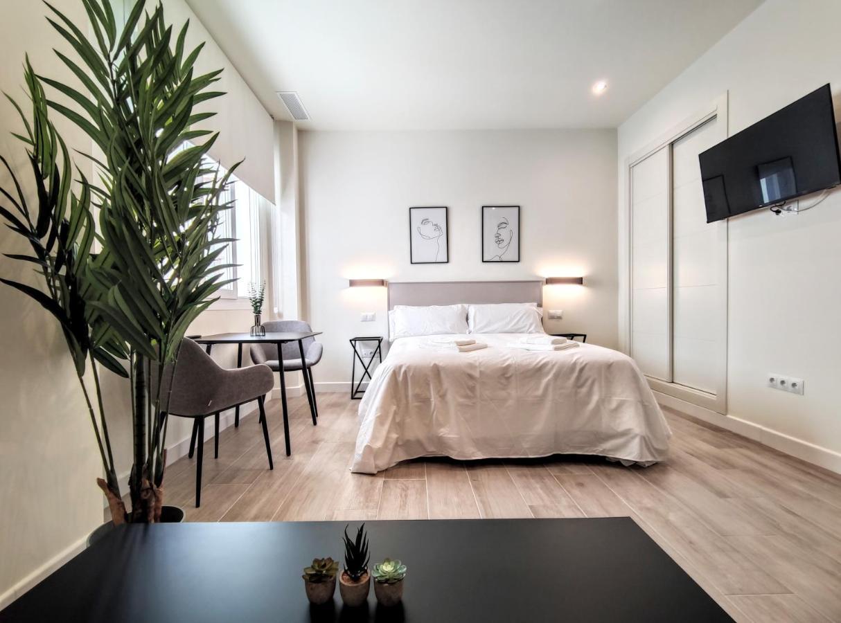 Apartament Edificio Duque Malaga Zewnętrze zdjęcie